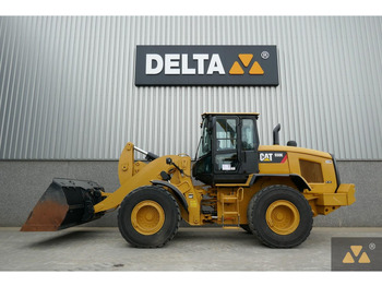 اللودر بعجل CATERPILLAR 938K