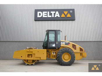 مدحلة CATERPILLAR