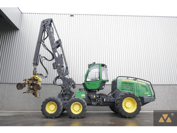 حصادة الأخشاب JOHN DEERE