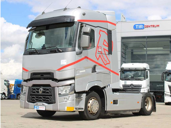 وحدة جر RENAULT T 520