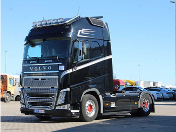 وحدة جر VOLVO FH 500