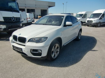 سيارة دفع رباعي BMW