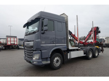 شاحنة قطع الأشجار DAF XF 510