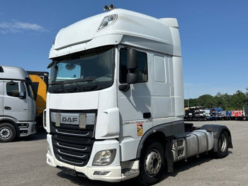 وحدة جر DAF XF 460