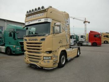 وحدة جر SCANIA R 520