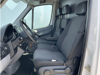 فان Volkswagen Crafter 35 2.0 TDI L1H1 Airco Cruise 3 Zits Trekhaak 2000: صورة 4 فان Volkswagen Crafter 35 2.0 TDI L1H1 Airco Cruise 3 Zits Trekhaak 2000: صورة 4