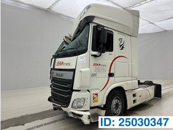 وحدة جر DAF XF 460