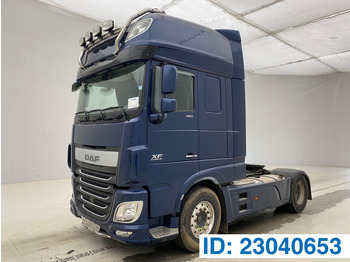 وحدة جر DAF XF 106 460