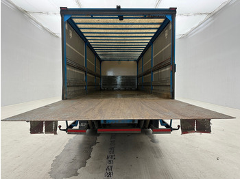 شاحنة ستارة Volvo FE 320: صورة 5