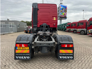 وحدة جر Volvo FH13.420 Globetrotter - ADR: صورة 5