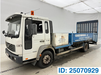 شاحنة قلاب VOLVO FL 180