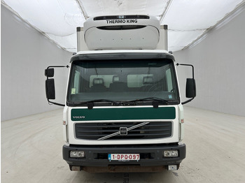 شاحنة الفريزر Volvo FL 220: صورة 2