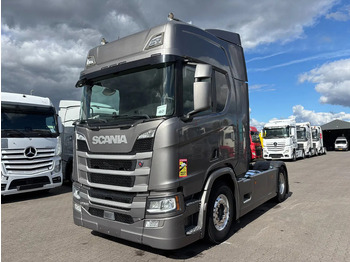 وحدة جر SCANIA R 500