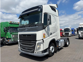 وحدة جر VOLVO FH 500