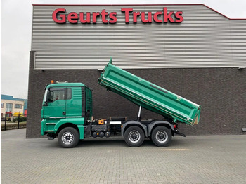 شاحنة قلاب MAN TGX 26.560
