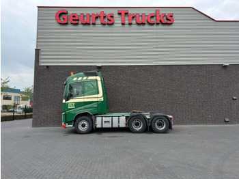 وحدة جر VOLVO FH 500