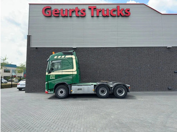 وحدة جر VOLVO FH 500