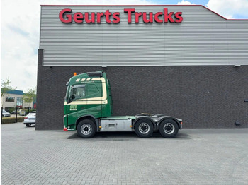 وحدة جر VOLVO FH 500