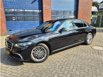 سيارة MERCEDES-BENZ