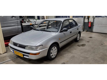 سيدان TOYOTA