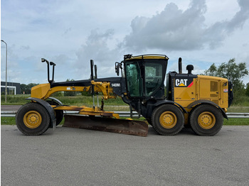 ممهدة CATERPILLAR 140M