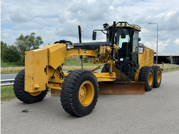 ممهدة CATERPILLAR 140M