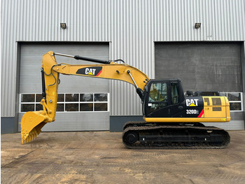 حفار زحاف CATERPILLAR 320D2