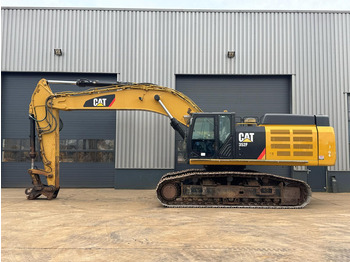 حفار زحاف CATERPILLAR 352F