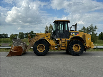 اللودر بعجل CATERPILLAR 962H