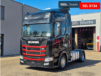 وحدة جر SCANIA R 450