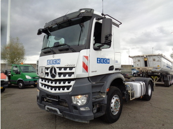 وحدة جر Mercedes-Benz AROCS 1845: صورة 1