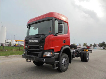 شاحنة قلاب SCANIA P 450