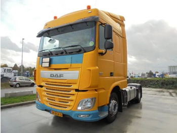 وحدة جر DAF XF 440