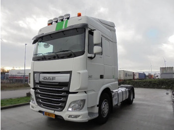 وحدة جر DAF XF 440