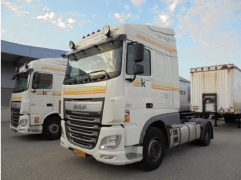 وحدة جر DAF XF 440