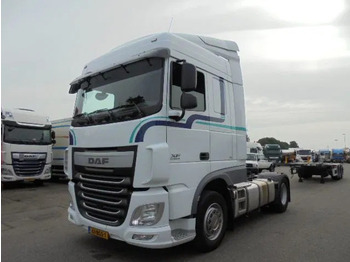 وحدة جر DAF XF 440
