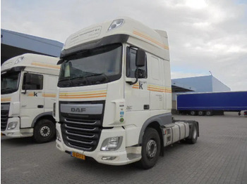 وحدة جر DAF XF 440