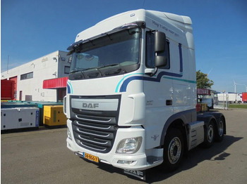 وحدة جر DAF XF 460