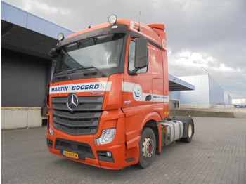 وحدة جر MERCEDES-BENZ Actros 1842