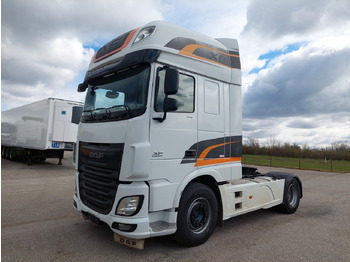 وحدة جر DAF XF 510