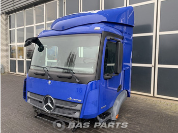 الكابينة والداخلية MERCEDES-BENZ Antos