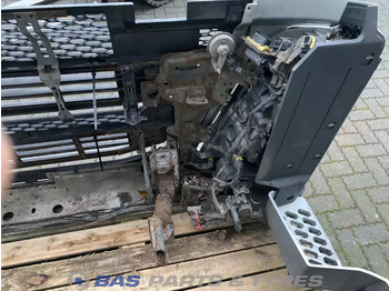 مصد العربة - شاحنة Volvo FH4 Bumper Volvo 82139942: صورة 5 مصد العربة - شاحنة Volvo FH4 Bumper Volvo 82139942: صورة 5