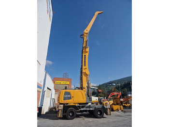 معالج النفايات LIEBHERR LH 40 M
