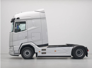 جديدة وحدة جر DAF XG 480 FT DVS LEATHER PTO-PREP B3-ALARM SILVER METALLIC (J5320MESI) VECTO 2: صورة 3 جديدة وحدة جر DAF XG 480 FT DVS LEATHER PTO-PREP B3-ALARM SILVER METALLIC (J5320MESI) VECTO 2: صورة 3