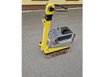 لوحة اهتزازية WACKER