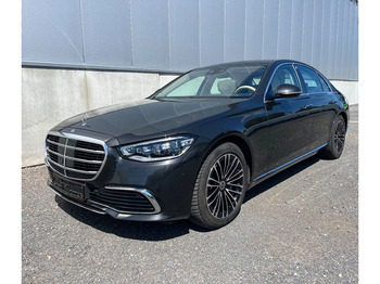 سيدان MERCEDES-BENZ