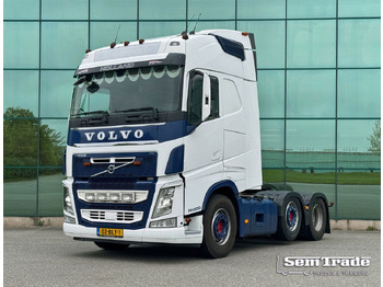 وحدة جر VOLVO FH