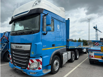 وحدة جر DAF XF 530