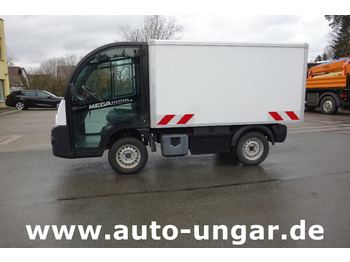 شاحنة مغلقة الصندوق