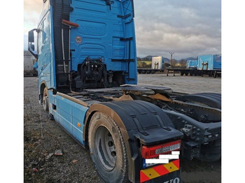 وحدة جر Volvo FH460: صورة 2